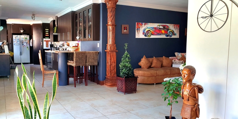 4 Bedroom Property for Sale in Strelitzia Park Eastern Cape